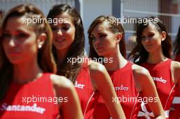 Grid girls on the drivers parade. 24.06.2012. Formula 1 World Championship, Rd 8, European Grand Prix, Valencia, Spain, Race Day