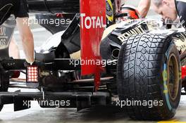 Romain Grosjean (FRA) Lotus F1 E20 rear diffuser detail. 06.07.2012. Formula 1 World Championship, Rd 9, British Grand Prix, Silverstone, England, Practice Day