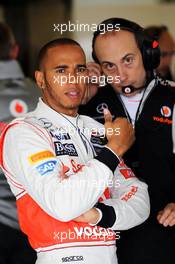 Lewis Hamilton (GBR) McLaren with Phil Prew (GBR) McLaren Race Engineer. 07.07.2012. Formula 1 World Championship, Rd 9, British Grand Prix, Silverstone, England, Qualifying Day