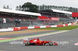 Fernando Alonso (ESP) Ferrari F2012 spins at the final corner. 07.07.2012. Formula 1 World Championship, Rd 9, British Grand Prix, Silverstone, England, Qualifying Day