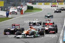 Paul di Resta (GBR) Sahara Force India VJM05 leads Daniel Ricciardo (AUS) Scuderia Toro Rosso STR7 and Lewis Hamilton (GBR) McLaren MP4/27. 22.07.2012. Formula 1 World Championship, Rd 10, German Grand Prix, Hockenheim, Germany, Race Day