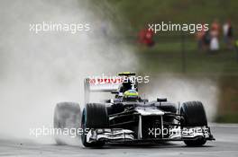 Bruno Senna (BRA) Williams FW34 in the wet. 27.07.2012. Formula 1 World Championship, Rd 11, Hungarian Grand Prix, Budapest, Hungary, Practice Day