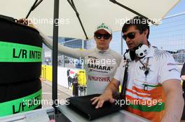 (L to R): Nico Hulkenberg (GER) Sahara Force India F1 with Bradley Joyce (GBR) Sahara Force India F1 Race Engineer on the grid. 29.07.2012. Formula 1 World Championship, Rd 11, Hungarian Grand Prix, Budapest, Hungary, Race Day