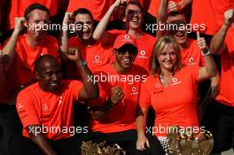 Race winner Lewis Hamilton (GBR) McLaren celebrates with dad Anthony Hamilton (GBR), stepmum Linda Hamilton (GBR), and the team. 29.07.2012. Formula 1 World Championship, Rd 11, Hungarian Grand Prix, Budapest, Hungary, Race Day