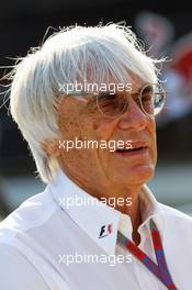 Bernie Ecclestone (GBR) CEO Formula One Group (FOM). 28.07.2012. Formula 1 World Championship, Rd 11, Hungarian Grand Prix, Budapest, Hungary, Qualifying Day