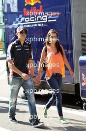 (L to R): Pastor Maldonado (VEN) Williams with girlfriend Gabriella Tarkany. 28.07.2012. Formula 1 World Championship, Rd 11, Hungarian Grand Prix, Budapest, Hungary, Qualifying Day