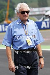 Charlie Whiting (GBR) FIA Delegate walks the circuit. 26.07.2012. Formula 1 World Championship, Rd 11, Hungarian Grand Prix, Budapest, Hungary, Preparation Day
