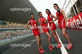 Airtel girls. 26.10.2012.Formula 1 World Championship, Rd 17, Indian Grand Prix, New Delhi, India, Practice Day.