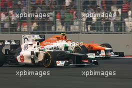 Sergio Perez (MEX), Sauber F1 Team and Nico Hulkenberg (GER), Sahara Force India Formula One Team  28.10.2012. Formula 1 World Championship, Rd 17, Indian Grand Prix, New Delhi, India, Race Day