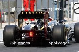 Kimi Raikkonen (FIN) Lotus F1 E20 rear wing and rear diffuser detail. 27.10.2012. Formula 1 World Championship, Rd 17, Indian Grand Prix, New Delhi, India, Qualifying Day.