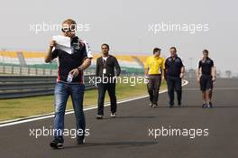 Valtteri Bottas (FIN) Williams Third Driver walks the circuit. 25.10.2012. Formula 1 World Championship, Rd 17, Indian Grand Prix, New Delhi, India, Preparation Day