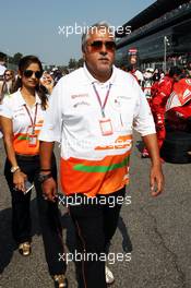Dr. Vijay Mallya (IND) Sahara Force India F1 Team Owner on the grid. 09.09.2012. Formula 1 World Championship, Rd 13, Italian Grand Prix, Monza, Italy, Race Day