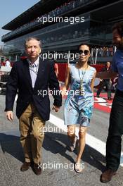 (L to R): Jean Todt (FRA) FIA President with Michelle Yeoh (MAL) on the grid. 09.09.2012. Formula 1 World Championship, Rd 13, Italian Grand Prix, Monza, Italy, Race Day