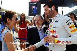 Mark Webber (AUS) Red Bull Racing on the grid with Jean Todt (FRA) FIA President and Michelle Yeoh (MAL). 09.09.2012. Formula 1 World Championship, Rd 13, Italian Grand Prix, Monza, Italy, Race Day