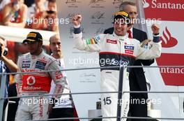 Sergio Perez (MEX) Sauber celebrates his second position on the podium. 09.09.2012. Formula 1 World Championship, Rd 13, Italian Grand Prix, Monza, Italy, Race Day