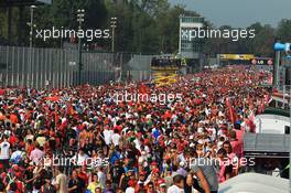 Fans invade the track at the end of the race. 09.09.2012. Formula 1 World Championship, Rd 13, Italian Grand Prix, Monza, Italy, Race Day