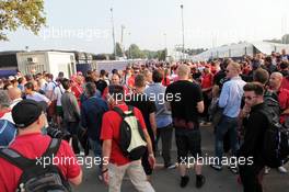 Big crowds outside the paddock. 08.09.2012. Formula 1 World Championship, Rd 13, Italian Grand Prix, Monza, Italy, Qualifying Day