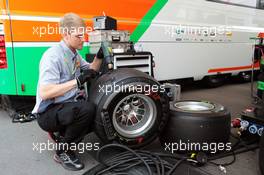 Pirelli tyres for Paul di Resta (GBR) Sahara Force India F1 worked on. 08.09.2012. Formula 1 World Championship, Rd 13, Italian Grand Prix, Monza, Italy, Qualifying Day