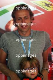Luca Badoer (ITA) with his son.