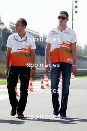 Paul di Resta (GBR) Sahara Force India F1 walks the circuit with Gianpiero Lambiase (ITA) Sahara Force India F1 Engineer. 06.09.2012. Formula 1 World Championship, Rd 13, Italian Grand Prix, Monza, Italy, Preparation Day