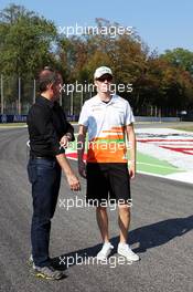 Nico Hulkenberg (GER) Sahara Force India F1 walks the circuit with Martin Brundle (GBR) Sky Sports Commentator. 06.09.2012. Formula 1 World Championship, Rd 13, Italian Grand Prix, Monza, Italy, Preparation Day