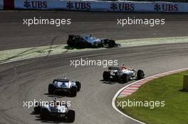 Sergio Perez (MEX) Sauber C31 runs wide. 07.10.2012. Formula 1 World Championship, Rd 15, Japanese Grand Prix, Suzuka, Japan, Race Day.