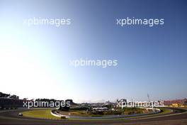 Kamui Kobayashi (JAP), Sauber F1 Team and Jenson Button (GBR), McLaren Mercedes  07.10.2012. Formula 1 World Championship, Rd 15, Japanese Grand Prix, Suzuka, Japan, Race Day