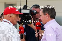 (L to R): Niki Lauda (AUT) with Martin Brundle (GBR) Sky Sports Commentator. 07.10.2012. Formula 1 World Championship, Rd 15, Japanese Grand Prix, Suzuka, Japan, Race Day.