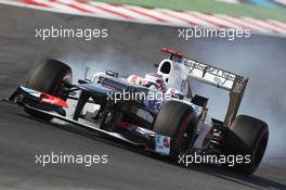 Kamui Kobayashi (JPN) Sauber C31 locks up under braking. 12.10.2012. Formula 1 World Championship, Rd 16, Korean Grand Prix, Yeongam, South Korea, Practice Day.
