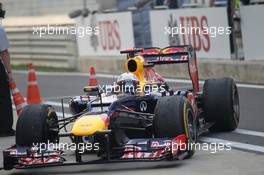Sebastian Vettel (GER), Red Bull Racing pulls into parc ferme 14.10.2012. Formula 1 World Championship, Rd 16, Korean Grand Prix, Yeongam, Korea, Race Day