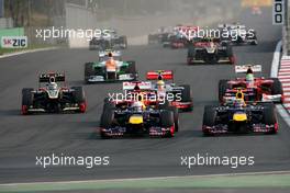 Start of the race, Sebastian Vettel (GER), Red Bull Racing and Mark Webber (AUS), Red Bull Racing  14.10.2012. Formula 1 World Championship, Rd 16, Korean Grand Prix, Yeongam, Korea, Race Day