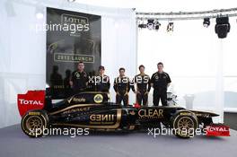 06.02.2012 Jerez, Spain,  Eric Boullier (FRA), Team Principal, Lotus Renault GP with Kimi Raikkonen, Lotus Renault F1 Team and Jerome d'Ambrosio (BEL),  Lotus Renault F1 Team - Lotus F1 Team E20 Launch
