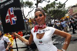 Grid girl for Lewis Hamilton (GBR) McLaren. 27.05.2012. Formula 1 World Championship, Rd 6, Monaco Grand Prix, Monte Carlo, Monaco, Race Day