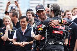 Race winner Mark Webber (AUS) Red Bull Racing celebrates with Ciaron Pilbeam (GBR) Red Bull Racing Race Engineer and the team on the Red Bull Energy Station. 27.05.2012. Formula 1 World Championship, Rd 6, Monaco Grand Prix, Monte Carlo, Monaco, Race Day