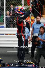 Race winner Mark Webber (AUS) Red Bull Racing celebrates in parc ferme. 27.05.2012. Formula 1 World Championship, Rd 6, Monaco Grand Prix, Monte Carlo, Monaco, Race Day