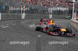 Mark Webber (AUS), Red Bull Racing leads Nico Rosberg (GER), Mercedes AMG Petronas  27.05.2012. Formula 1 World Championship, Rd 6, Monaco Grand Prix, Monte Carlo, Monaco, Sunday