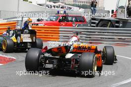 Pedro De La Rosa (ESP) HRT Formula 1 Team F112 with a broken rear wing. 27.05.2012. Formula 1 World Championship, Rd 6, Monaco Grand Prix, Monte Carlo, Monaco, Race Day