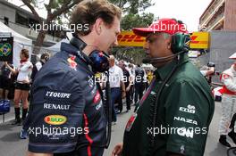 (L to R): Christian Horner (GBR) Red Bull Racing Team Principal with Tony Fernandes (MAL) Caterham Team Principal on the grid. 27.05.2012. Formula 1 World Championship, Rd 6, Monaco Grand Prix, Monte Carlo, Monaco, Race Day