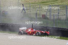 Fernando Alonso (ESP), Scuderia Ferrari crashes in the updated Ferrari  03.05.2012. Formula 1 World Championship, Testing, Mugello, Italy