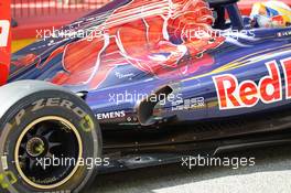 Jean-Eric Vergne (FRA), Scuderia Toro Rosso with a new rear exhaust system 02.05.2012. Formula 1 World Championship, Testing, Mugello, Italy