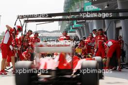 Fernando Alonso (ESP) Ferrari F2012 makes a pit stop.  23.03.2012. Formula 1 World Championship, Rd 2, Malaysian Grand Prix, Sepang, Malaysia, Friday Practice