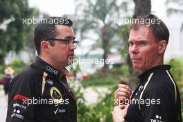 (L to R): Eric Boullier (FRA) Lotus F1 Team Principal with Alan Permane (GBR) Lotus F1 Team Trackside Operations Director. 23.03.2012. Formula 1 World Championship, Rd 2, Malaysian Grand Prix, Sepang, Malaysia, Friday