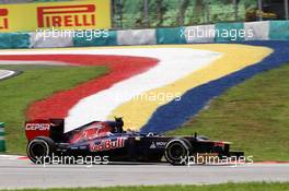Jean-Eric Vergne (FRA) Scuderia Toro Rosso STR7. 23.03.2012. Formula 1 World Championship, Rd 2, Malaysian Grand Prix, Sepang, Malaysia, Friday Practice