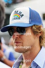 Movie Star, Owen Wilson,  25.03.2012. Formula 1 World Championship, Rd 2, Malaysian Grand Prix, Sepang, Malaysia, Sunday Pre-Race Grid