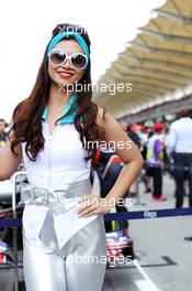 Grid girl. 25.03.2012. Formula 1 World Championship, Rd 2, Malaysian Grand Prix, Sepang, Malaysia, Sunday Pre-Race Grid