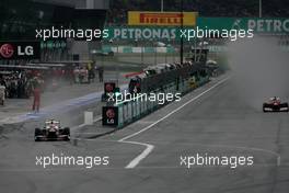 Sergio Perez (MEX), Sauber F1 Team and Fernando Alonso (ESP), Scuderia Ferrari  25.03.2012. Formula 1 World Championship, Rd 2, Malaysian Grand Prix, Sepang, Malaysia, Sunday Race