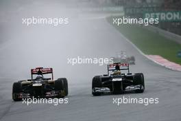 Jean-Eric Vergne (FRA), Scuderia Toro Rosso  and Bruno Senna (BRE), Williams F1 Team  25.03.2012. Formula 1 World Championship, Rd 2, Malaysian Grand Prix, Sepang, Malaysia, Sunday Race