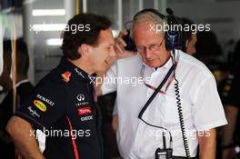 (L to R): Christian Horner (GBR) Red Bull Racing Team Principal talks with Dr Helmut Marko (AUT) Red Bull Motorsport Consultant. 24.03.2012. Formula 1 World Championship, Rd 2, Malaysian Grand Prix, Sepang, Malaysia, Saturday Practice