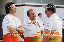 (L to R): Andy Stevenson (GBR) Sahara Force India F1 Team Manager with Robert Fearnley (GBR) Sahara Force India F1 Team and Otmar Szafnauer (USA) Sahara Force India F1 Chief Operating Officer. 24.03.2012. Formula 1 World Championship, Rd 2, Malaysian Grand Prix, Sepang, Malaysia, Saturday