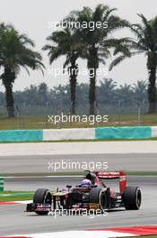 Daniel Ricciardo (AUS) Scuderia Toro Rosso STR7. 24.03.2012. Formula 1 World Championship, Rd 2, Malaysian Grand Prix, Sepang, Malaysia, Saturday Practice